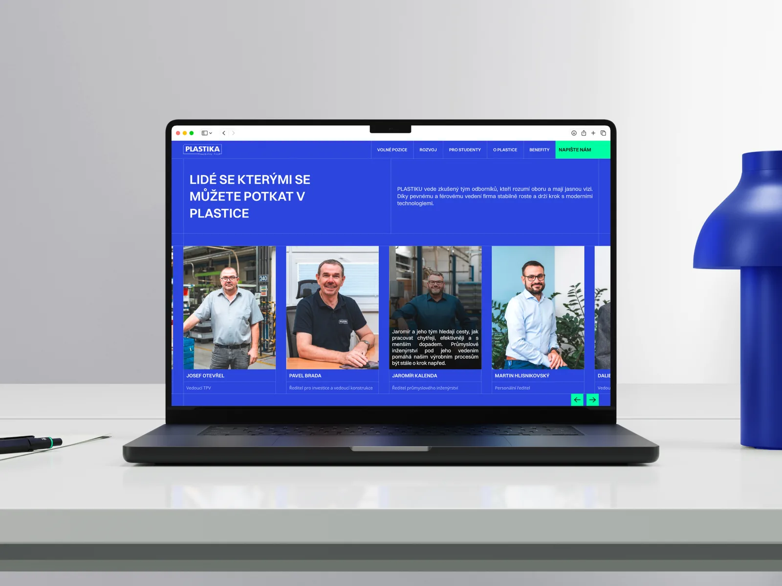 PLASTIKA — kariérní web, úvodní vizuál